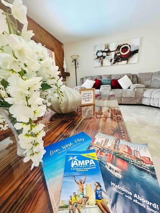 Vintage Family Scape + Heated Pool&Discount Villa Tampa Kültér fotó
