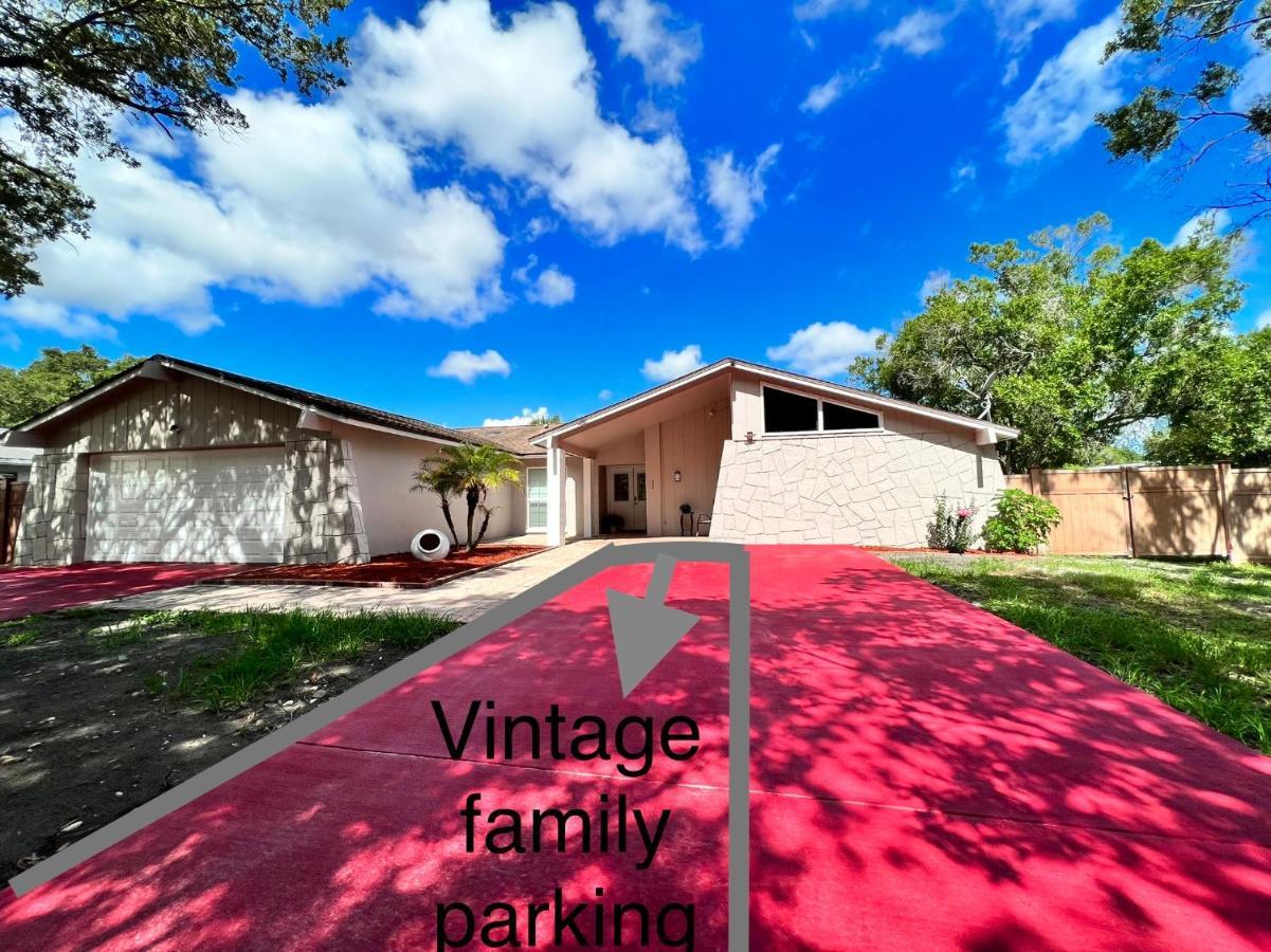 Vintage Family Scape + Heated Pool&Discount Villa Tampa Kültér fotó
