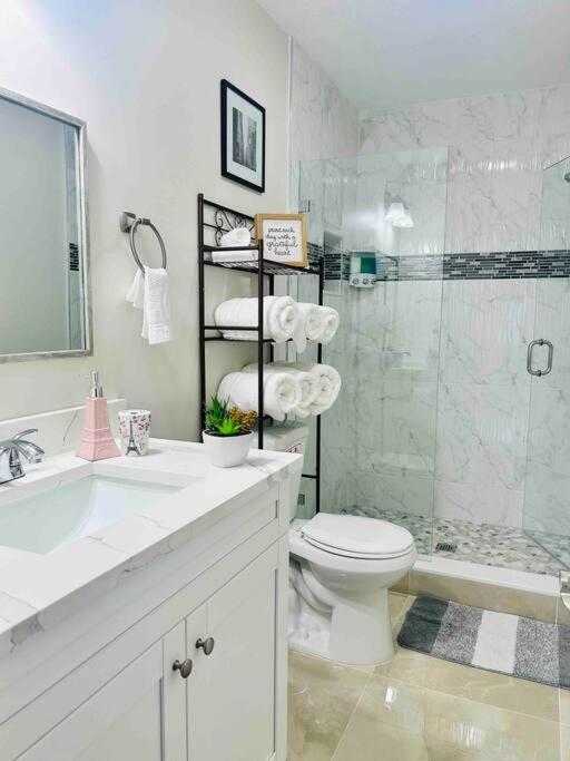 Vintage Family Scape + Heated Pool&Discount Villa Tampa Kültér fotó